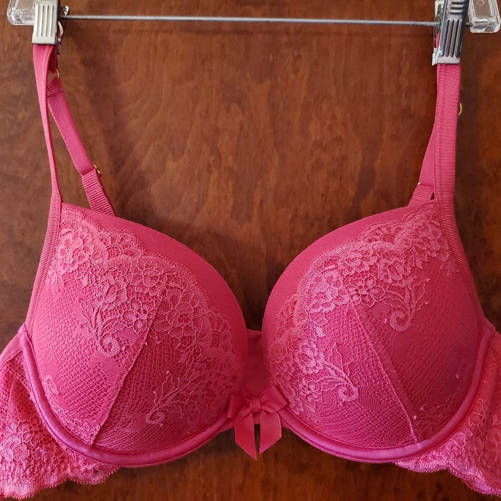 🌸2 for $40🌸 Neon Pink Push Up Bra - NWOT